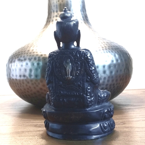 Bronze and Brass Sitting Buddha on a Lotus Flower Sculpture Figurine - Picture 5 of 16